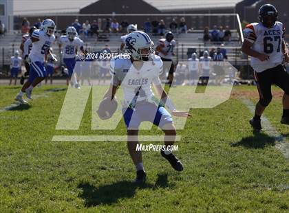 Thumbnail 3 in Grove City Christian @ Amanda-Clearcreek photogallery.