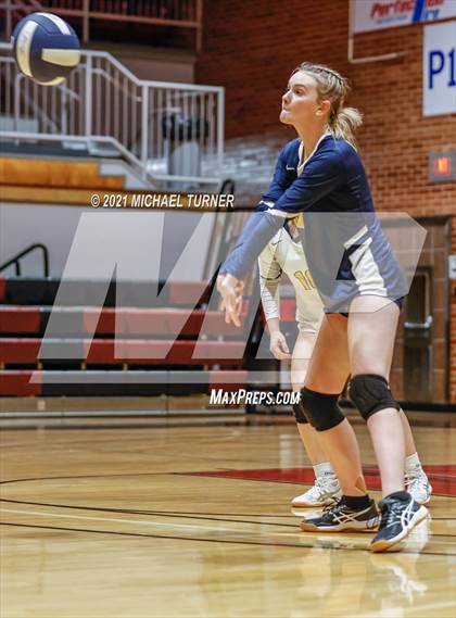 Thumbnail 3 in Lakeside vs Genesis Prep Academy (1AD1 District Playoff) photogallery.