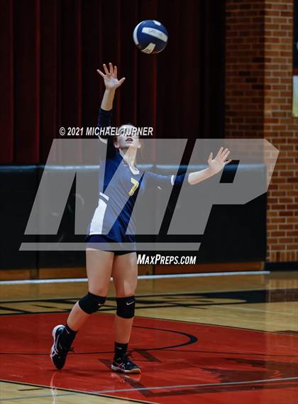 Thumbnail 2 in Lakeside vs Genesis Prep Academy (1AD1 District Playoff) photogallery.