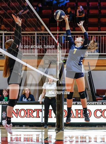 Thumbnail 2 in Lakeside vs Genesis Prep Academy (1AD1 District Playoff) photogallery.