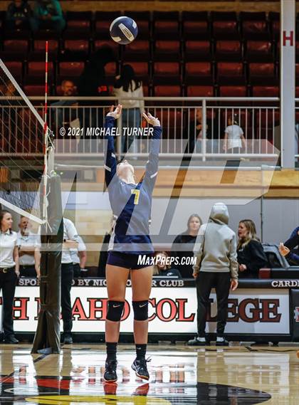 Thumbnail 3 in Lakeside vs Genesis Prep Academy (1AD1 District Playoff) photogallery.