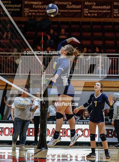 Thumbnail 3 in Lakeside vs Genesis Prep Academy (1AD1 District Playoff) photogallery.