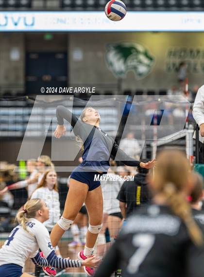 Thumbnail 1 in Corner Canyon vs. Weber (UHSAA 6A Second Round) photogallery.