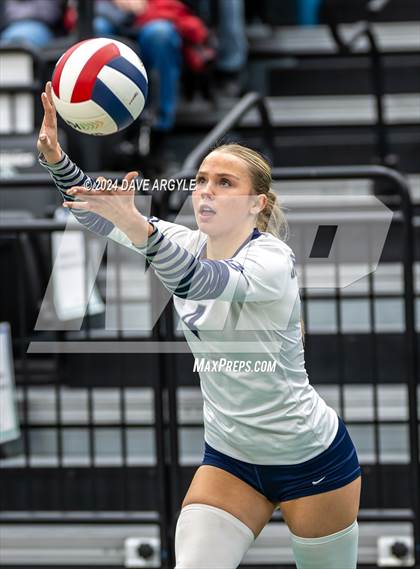 Thumbnail 2 in Corner Canyon vs. Weber (UHSAA 6A Second Round) photogallery.