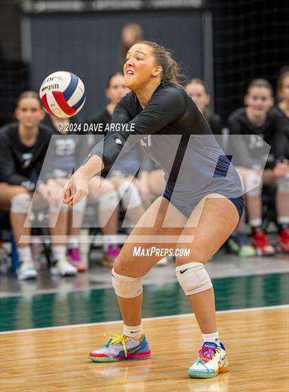 Thumbnail 1 in Corner Canyon vs. Weber (UHSAA 6A Second Round) photogallery.