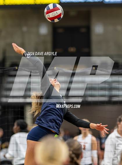 Thumbnail 1 in Corner Canyon vs. Weber (UHSAA 6A Second Round) photogallery.