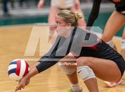 Thumbnail 3 in Corner Canyon vs. Weber (UHSAA 6A Second Round) photogallery.