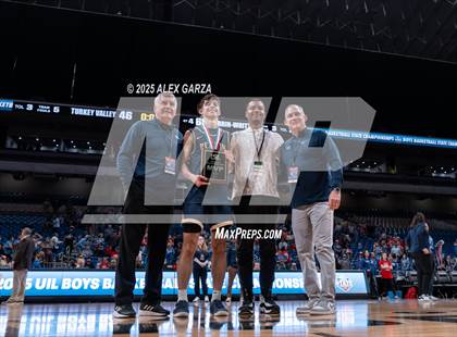 Thumbnail 3 in Turkey Valley vs. Perrin-Whitt (UIL 1A Basketball Division I Final Medal Ceremony) photogallery.