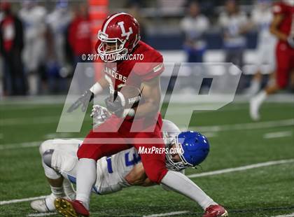 Thumbnail 3 in Norco Cougars vs. Orange Lutheran Lancers photogallery.