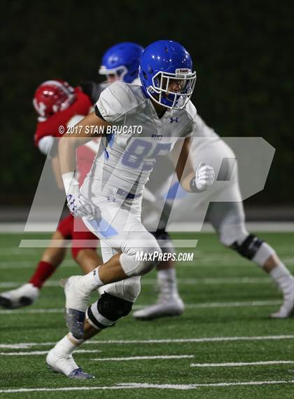 Thumbnail 1 in Norco Cougars vs. Orange Lutheran Lancers photogallery.