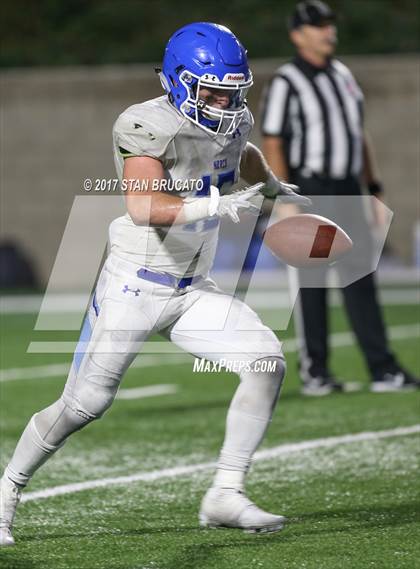 Thumbnail 1 in Norco Cougars vs. Orange Lutheran Lancers photogallery.