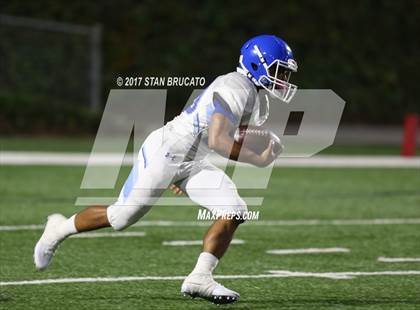 Thumbnail 1 in Norco Cougars vs. Orange Lutheran Lancers photogallery.