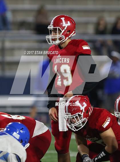 Thumbnail 2 in Norco Cougars vs. Orange Lutheran Lancers photogallery.