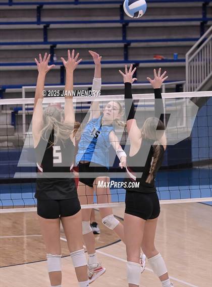 Thumbnail 1 in Wando vs Oceanside Collegiate Academy (Dorman Tournament of Champions) photogallery.