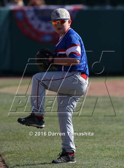 Thumbnail 3 in Firebaugh vs. Immanuel (CIF CS D4 Final) photogallery.