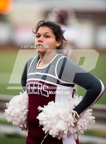 Thumbnail 1 in Kingston @ Rondout Valley (Dietz Stadium) photogallery.