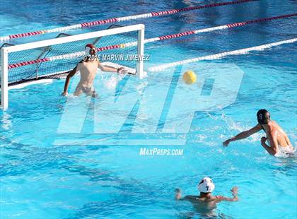 Thumbnail 2 in Oaks Christian vs Thousand Oaks High Varsity photogallery.