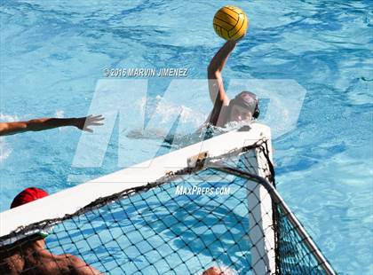 Thumbnail 1 in Oaks Christian vs Thousand Oaks High Varsity photogallery.