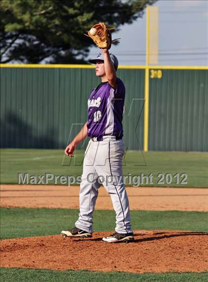 Thumbnail 2 in Sevier County vs. South-Doyle photogallery.