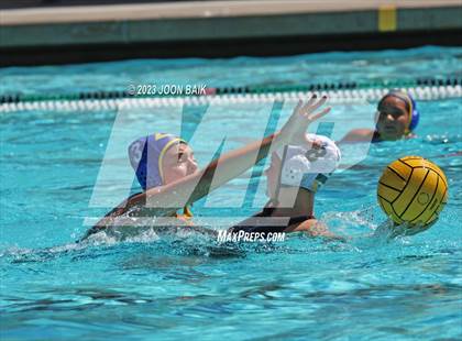 Thumbnail 2 in Clovis @ Palo Alto (Saint Francis Invitational) photogallery.