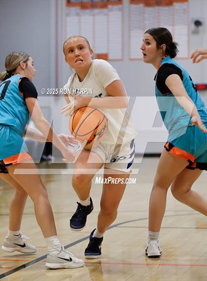 Thumbnail 3 in Grants Pass @ Douglas photogallery.