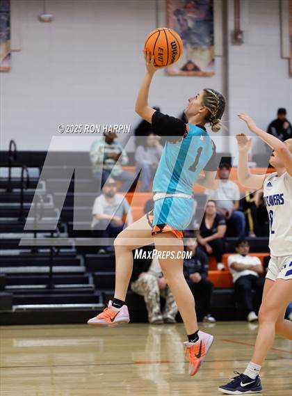 Thumbnail 2 in Grants Pass @ Douglas photogallery.