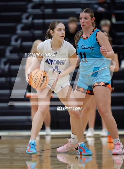 Thumbnail 1 in Grants Pass @ Douglas photogallery.