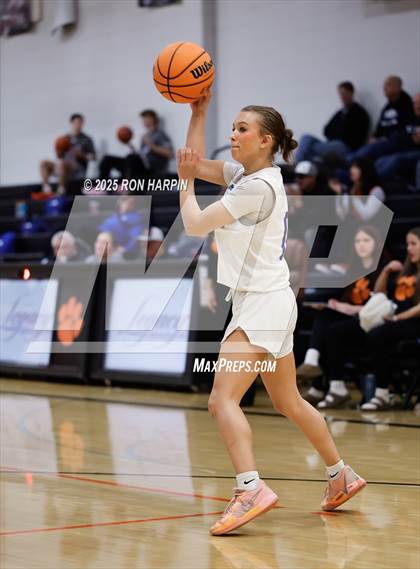 Thumbnail 2 in Grants Pass @ Douglas photogallery.