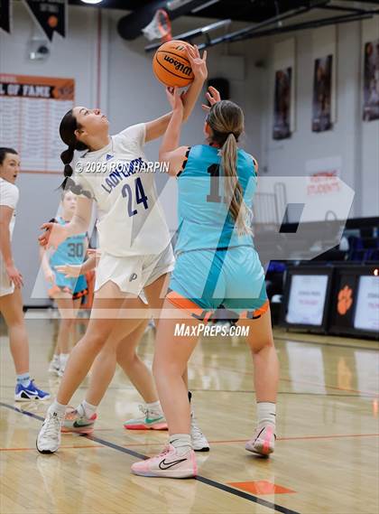 Thumbnail 1 in Grants Pass @ Douglas photogallery.