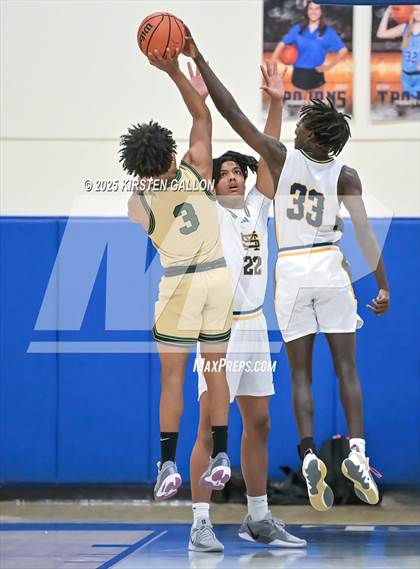 Thumbnail 1 in St. Mark's vs Greenhill (SPC Basketball 4A Semifinal) photogallery.