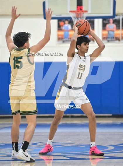 Thumbnail 2 in St. Mark's vs Greenhill (SPC Basketball 4A Semifinal) photogallery.