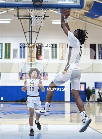 Thumbnail 1 in St. Mark's vs Greenhill (SPC Basketball 4A Semifinal) photogallery.