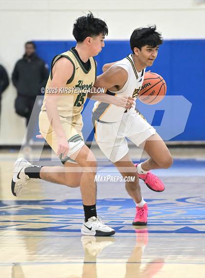 Thumbnail 3 in St. Mark's vs Greenhill (SPC Basketball 4A Semifinal) photogallery.