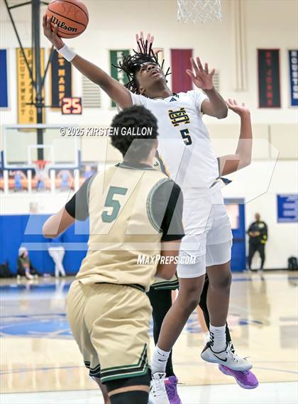 Thumbnail 3 in St. Mark's vs Greenhill (SPC Basketball 4A Semifinal) photogallery.