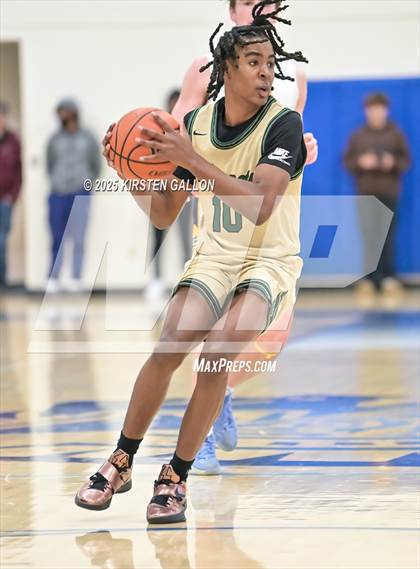 Thumbnail 2 in St. Mark's vs Greenhill (SPC Basketball 4A Semifinal) photogallery.