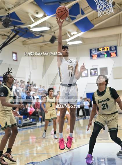 Thumbnail 2 in St. Mark's vs Greenhill (SPC Basketball 4A Semifinal) photogallery.