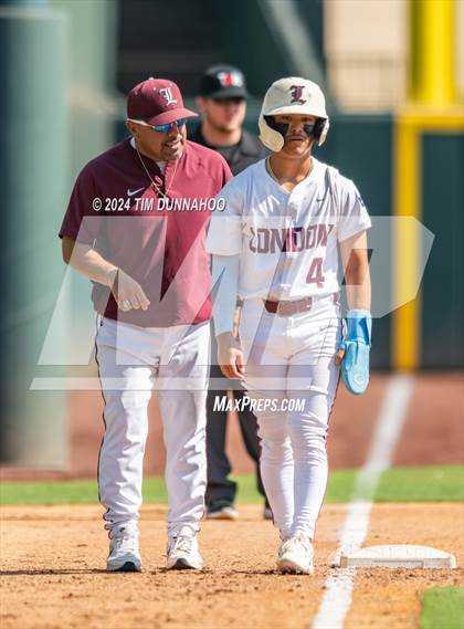 Thumbnail 1 in London vs. Brock (UIL 3A Baseball Semifinal) photogallery.