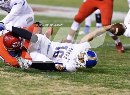 Thumbnail 1 in Serra @ Sanger (CIF NorCal Regional D2-A Final) photogallery.