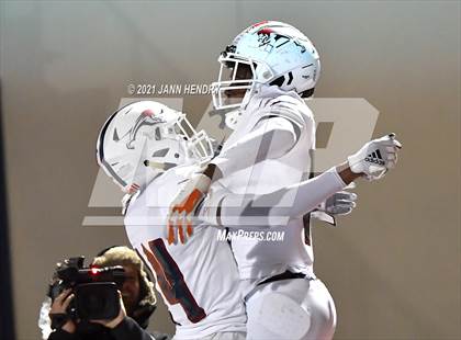 Thumbnail 2 in Highland @ Chaminade-Madonna (Geico Bowl) photogallery.