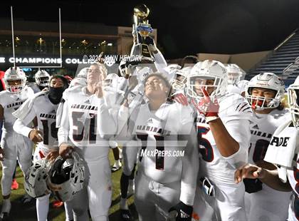 Thumbnail 3 in Highland @ Chaminade-Madonna (Geico Bowl) photogallery.