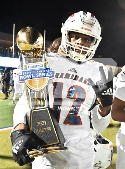 Thumbnail 1 in Highland @ Chaminade-Madonna (Geico Bowl) photogallery.