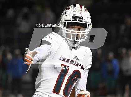 Thumbnail 1 in Highland @ Chaminade-Madonna (Geico Bowl) photogallery.
