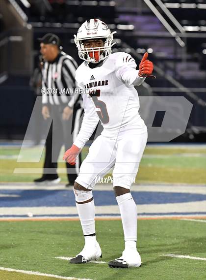 Thumbnail 3 in Highland @ Chaminade-Madonna (Geico Bowl) photogallery.
