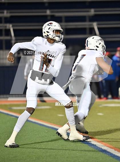 Thumbnail 3 in Highland @ Chaminade-Madonna (Geico Bowl) photogallery.