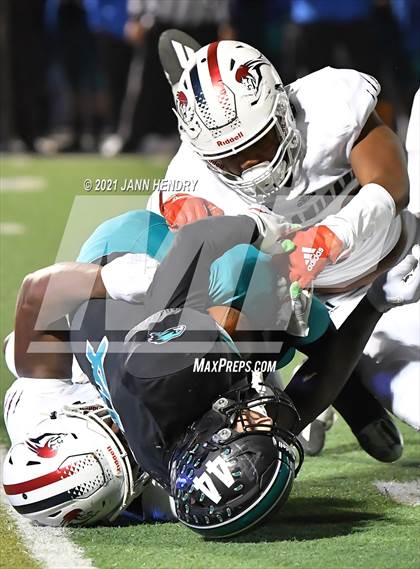 Thumbnail 3 in Highland @ Chaminade-Madonna (Geico Bowl) photogallery.