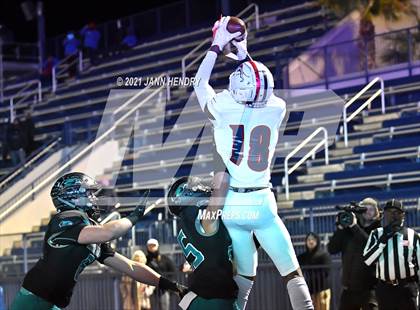 Thumbnail 2 in Highland @ Chaminade-Madonna (Geico Bowl) photogallery.
