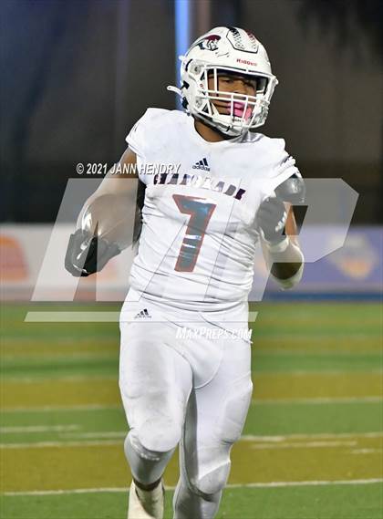Thumbnail 1 in Highland @ Chaminade-Madonna (Geico Bowl) photogallery.