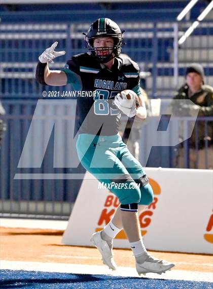 Thumbnail 2 in Highland @ Chaminade-Madonna (Geico Bowl) photogallery.