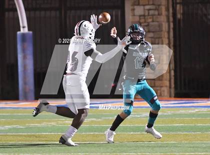 Thumbnail 1 in Highland @ Chaminade-Madonna (Geico Bowl) photogallery.
