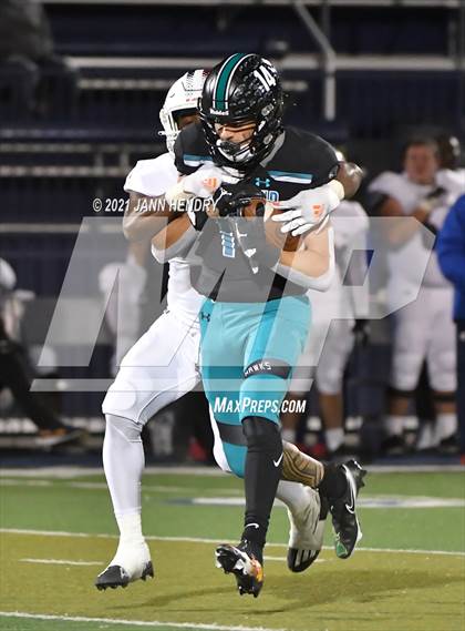 Thumbnail 3 in Highland @ Chaminade-Madonna (Geico Bowl) photogallery.